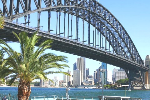 Apartment with fantastic view of Sydney Harbour and Luna Park