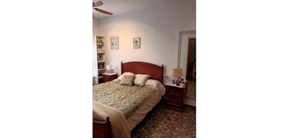 Casa residencial 200mc. a tres kilómetros de Valencia