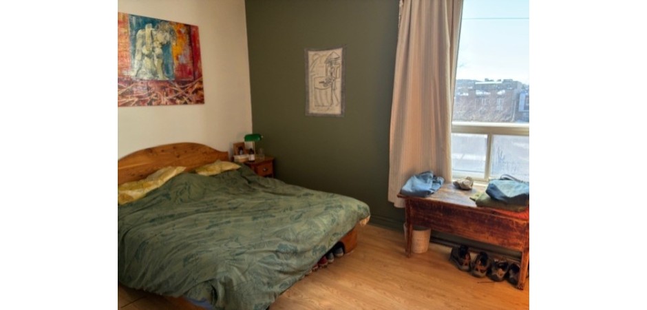 Appartement à Montréal et chalet au bord d'un lac