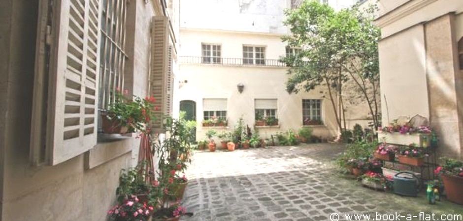  Paris Apartment - MARAIS