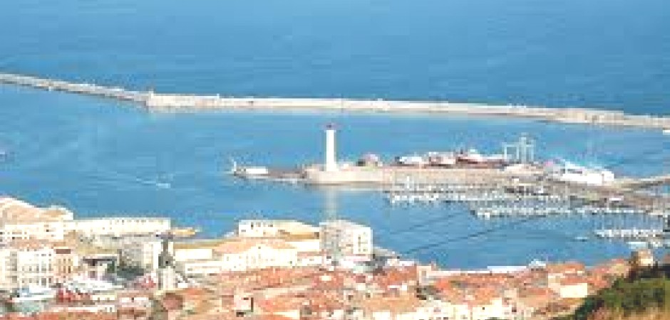 Appartement avec vue sur la mer