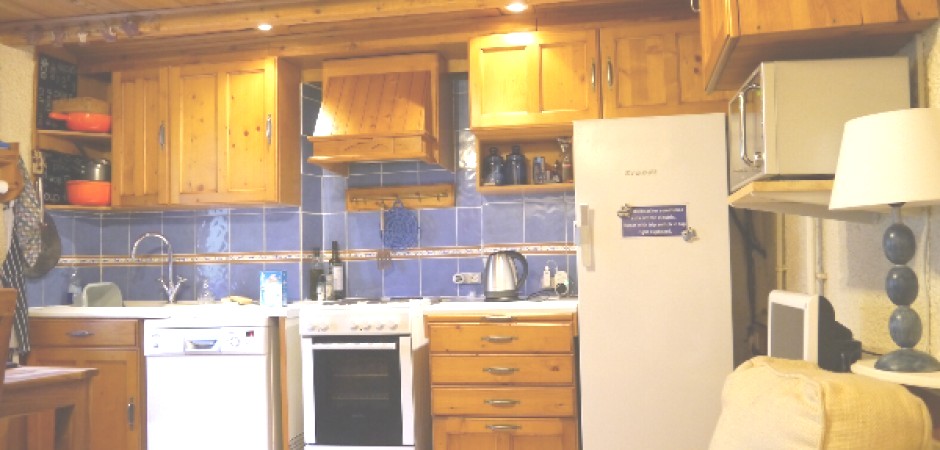 3 bedroom chalet free WiFi smart flat screen TV all ensuites in bedrooms 