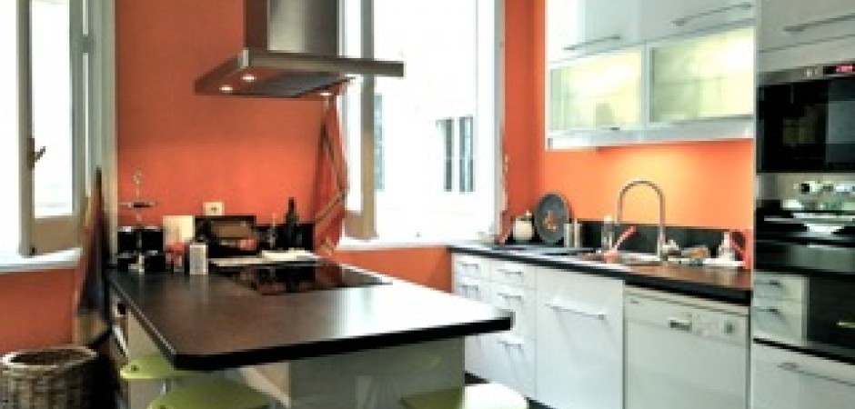 Large apartment in the centre of Madrid closed to the Retiro