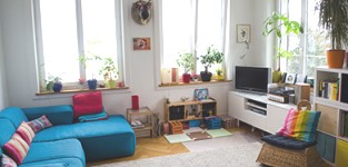 Nice bright apartment at the lake side of Zuerich perfect for familys and couples to swap for a place in Berlin! 