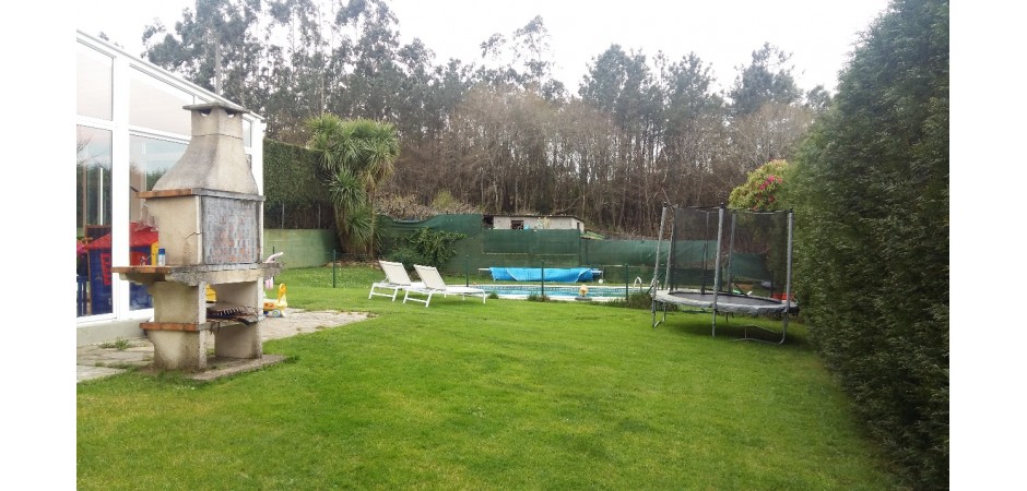 Casa con piscina a 4km de Santiago de Compostela