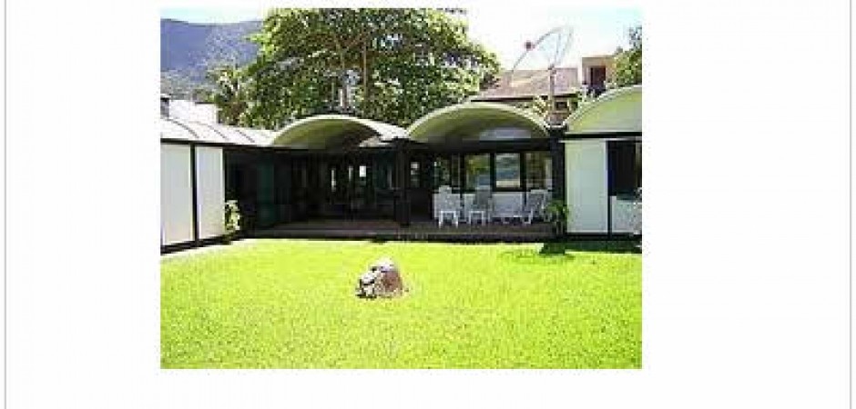 House in front of the sea very close to Ilhabela