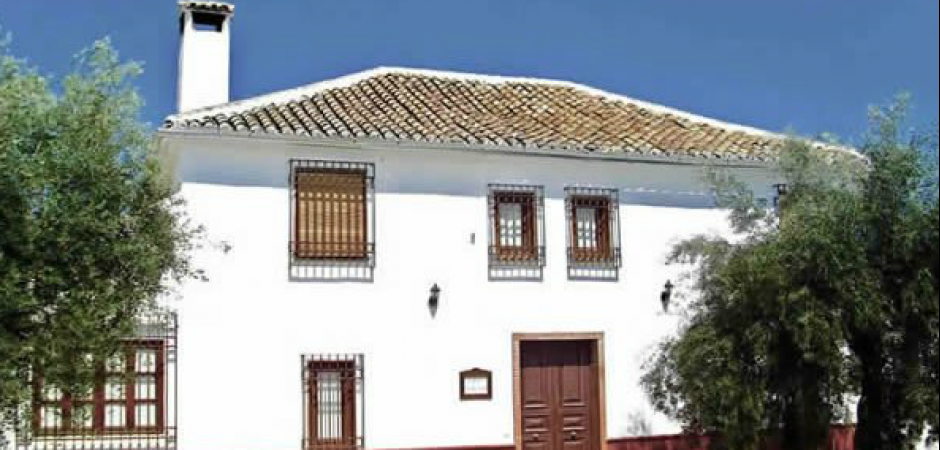 Cortijo is located in southern Spain. Un edén en el sur.