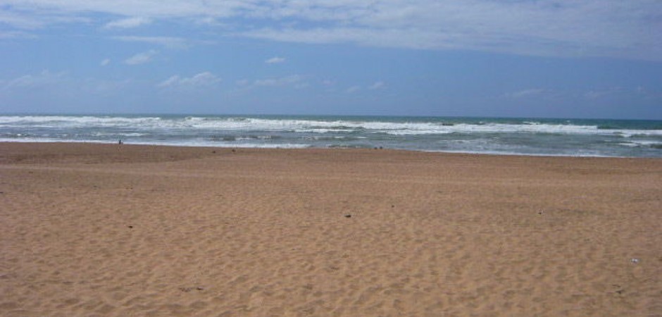 Petite villa au bord de l'ocean Atlantique et à 35 km de Casablanca