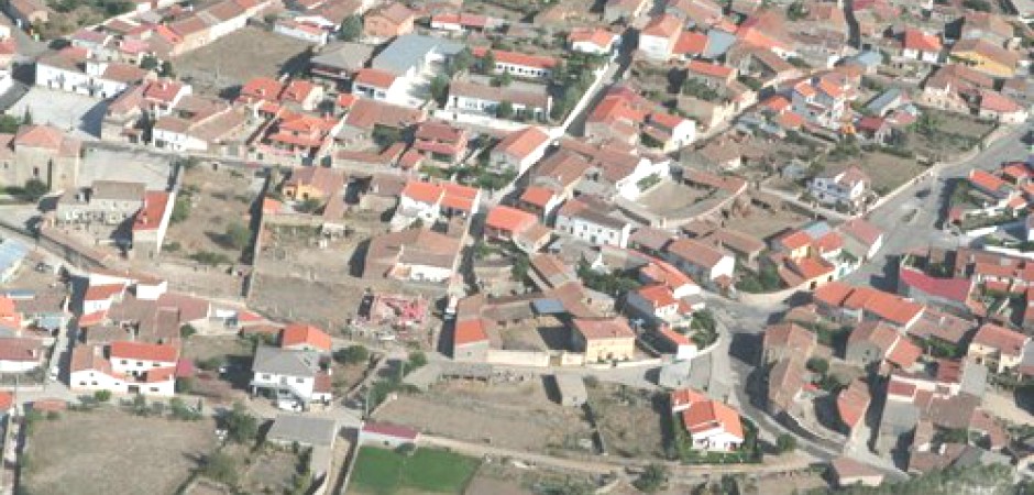 Casa en el centro de un pueblo de Salamanca