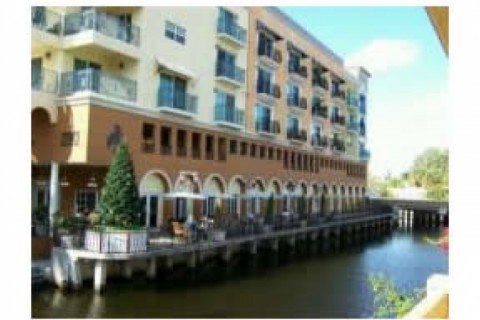 Water front condo on Las Olas...