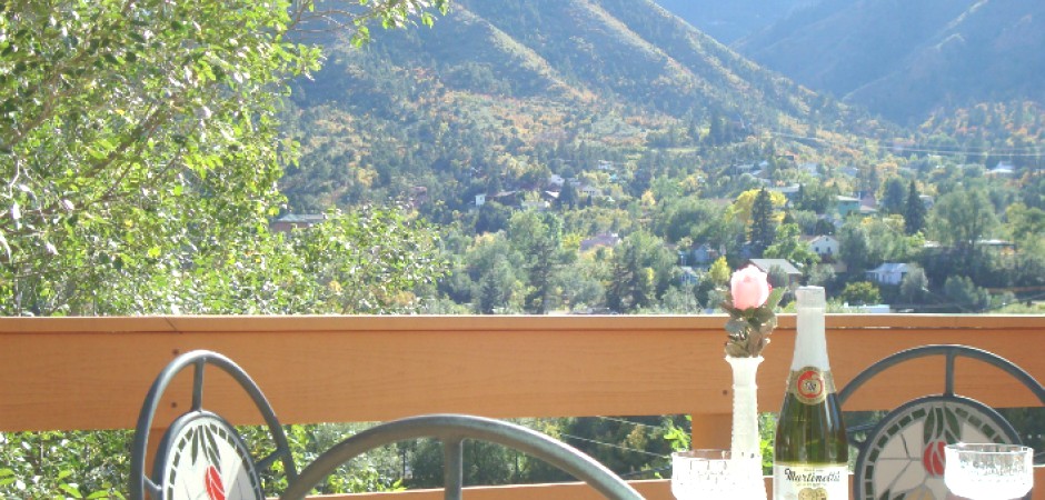  PIKES PEAK CABIN BY GARDEN OF THE GODS