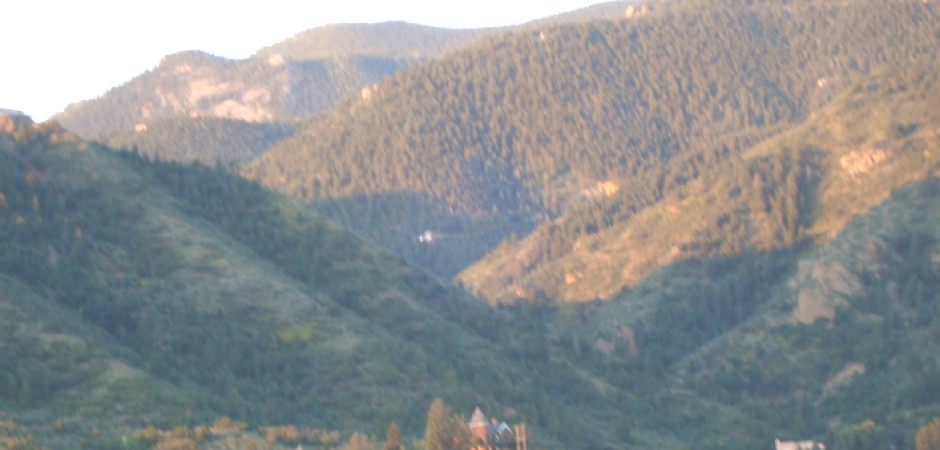  PIKES PEAK CABIN BY GARDEN OF THE GODS