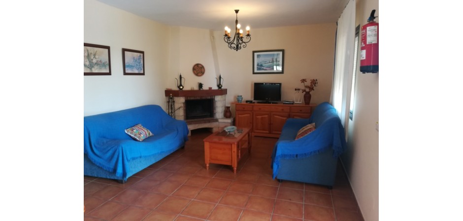 Acogedora casa en nerja