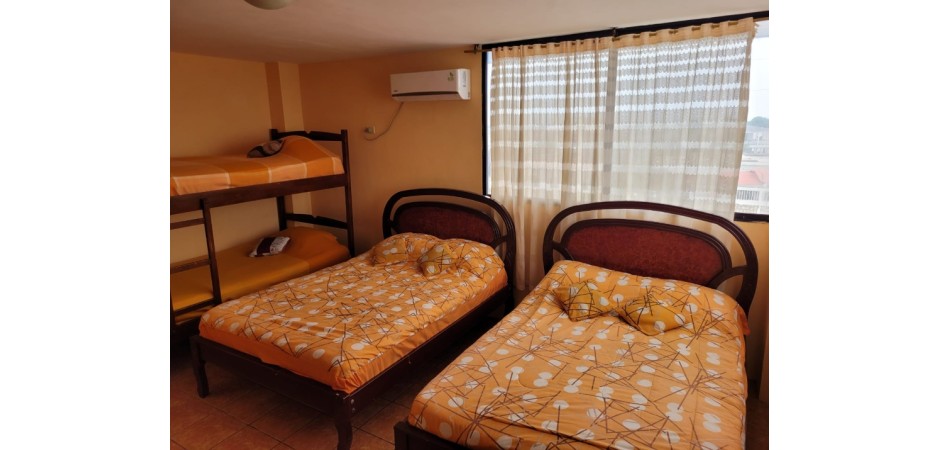 Habitación privada de hostal en Salinas