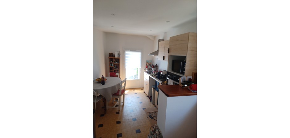 Maison de village au coeur d'un village provençal