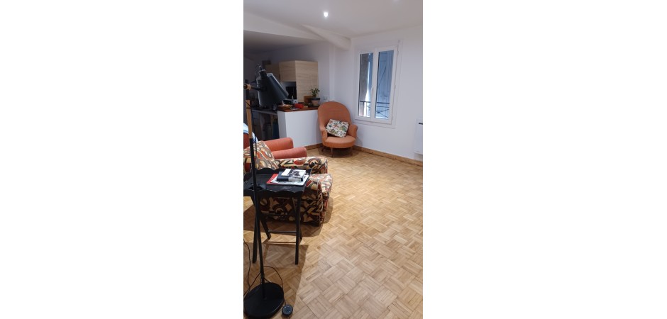 Maison de village au coeur d'un village provençal