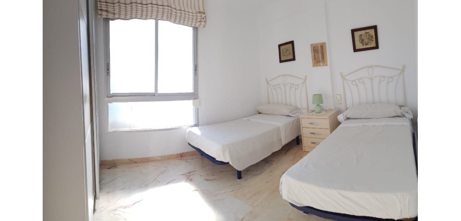 PISO LUJO PRIMERA LINEA DE PLAYA