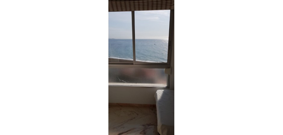 PISO LUJO PRIMERA LINEA DE PLAYA