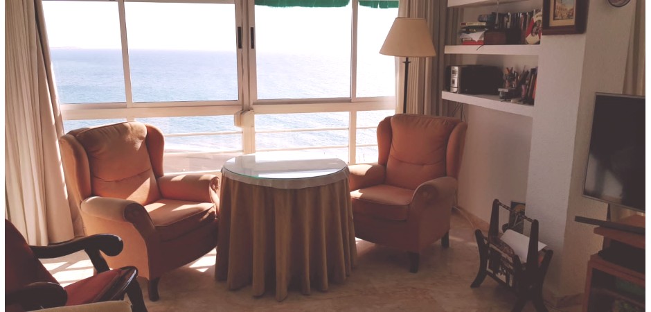 PISO LUJO PRIMERA LINEA DE PLAYA