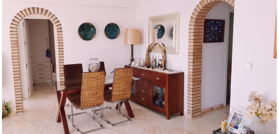 PISO LUJO PRIMERA LINEA DE PLAYA