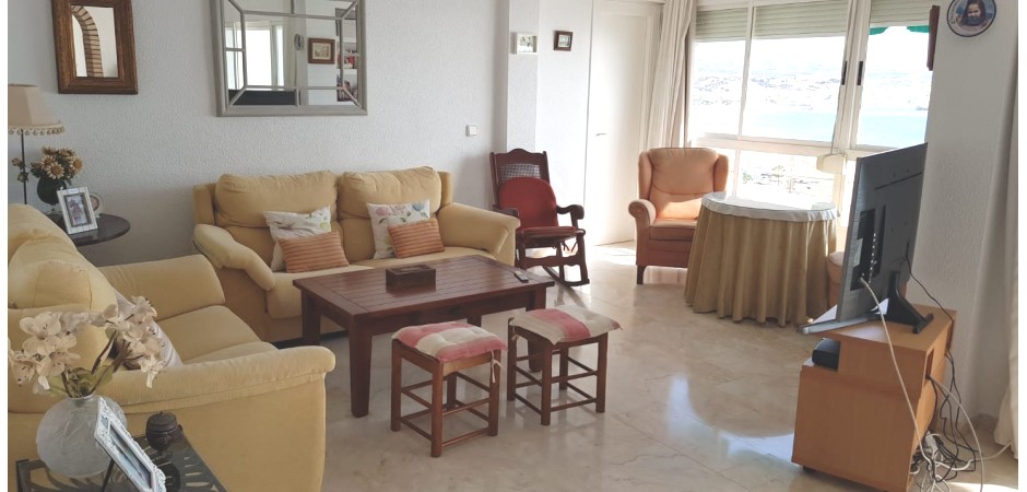 PISO LUJO PRIMERA LINEA DE PLAYA