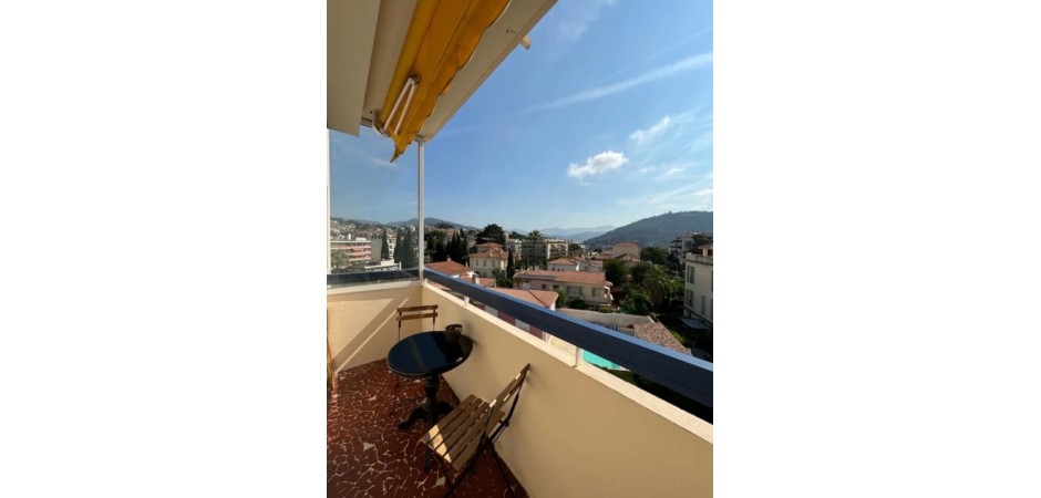 Superbe appartement hauteur de Nice 