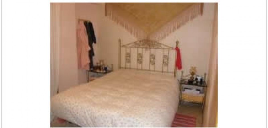 VALLE DEL JERTE,  casa en el centro...