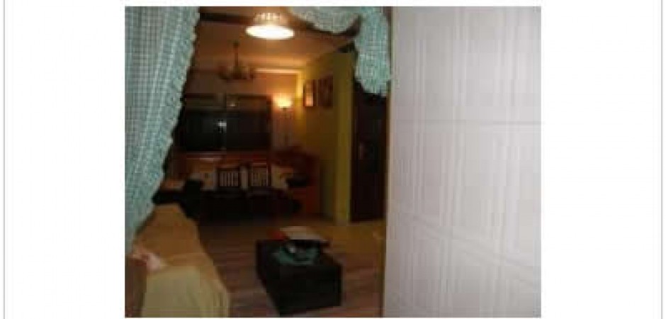 VALLE DEL JERTE,  casa en el centro...