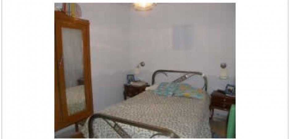 VALLE DEL JERTE,  casa en el centro...