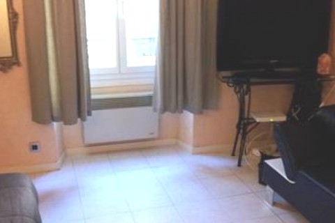 Studio situated in central Cannes