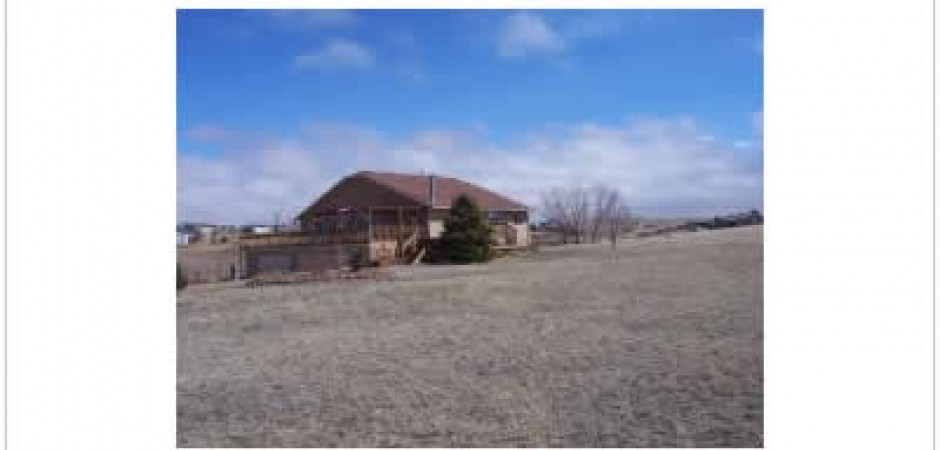 Large raised ranch, close to shoppi...