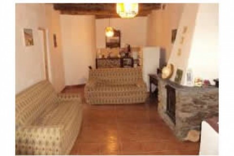  Rustic house in a picturesque village in La Alpujarra (Granada-Spain)