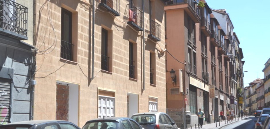 Centro historico de Madrid, apartamento con tres balcones