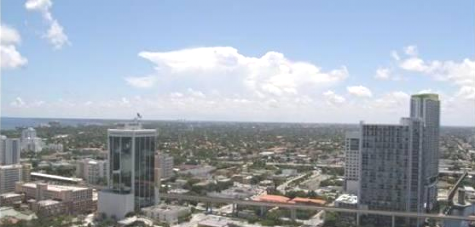 Beautiful condo in Downtown Miami