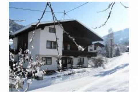 Ferienhaus im Tiroler Stil. 
...