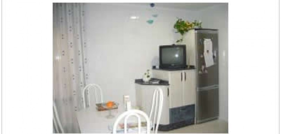 Friendly and modern three-bedroom a...