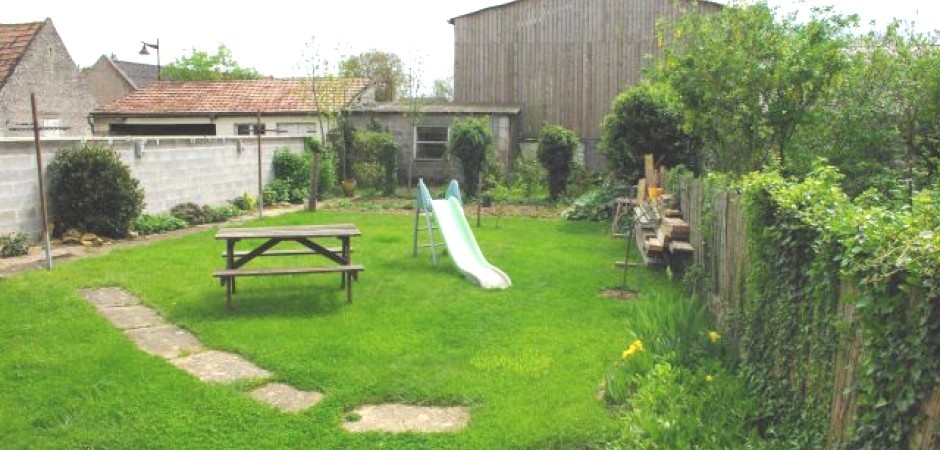 Charmante maison en pierre de 120 m2, située en Normandie à 20 min de Caen, des plages et du Pays d'Auge