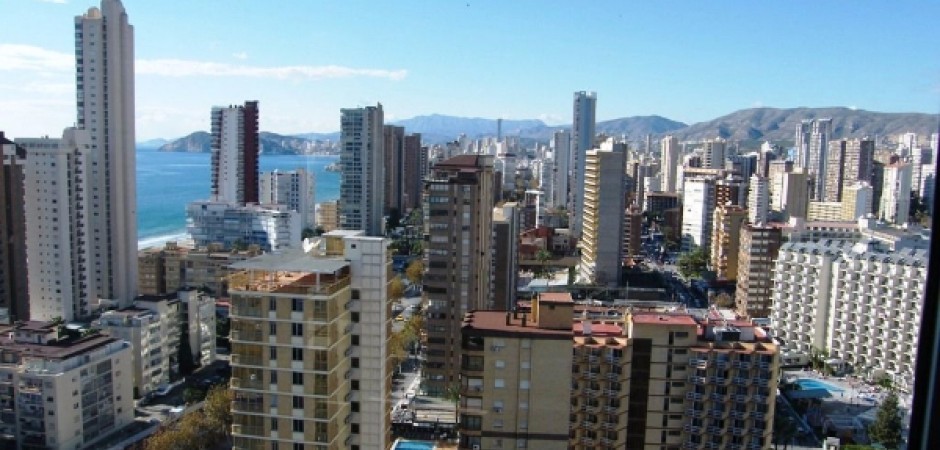 Benidorm vue panoramique a moins de 100 metre de la plage.