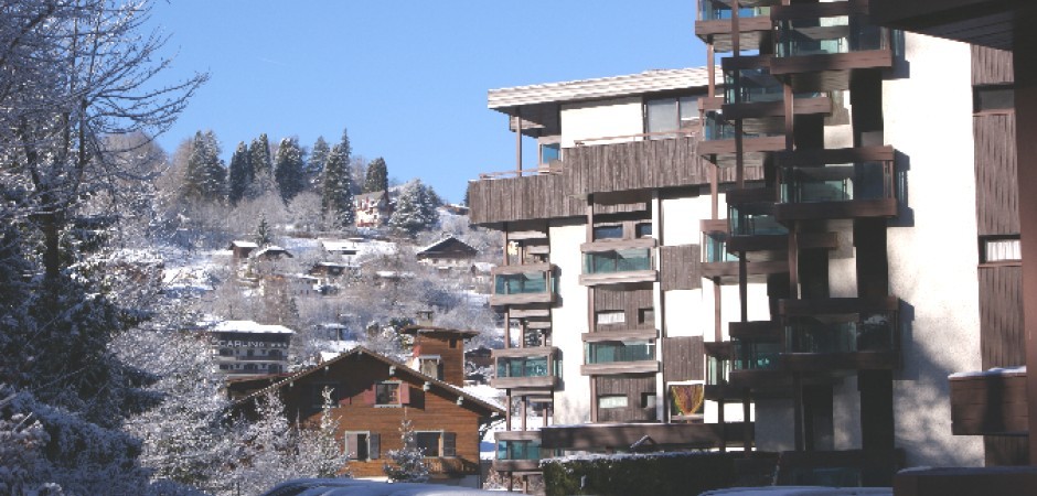 Bel appartement au coeur d'un vieux village montagnard (entre Chamonix et Megève)