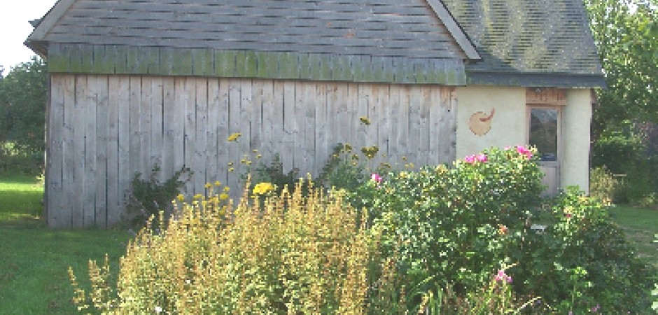 Maison écologique au coeur d'un grand verger