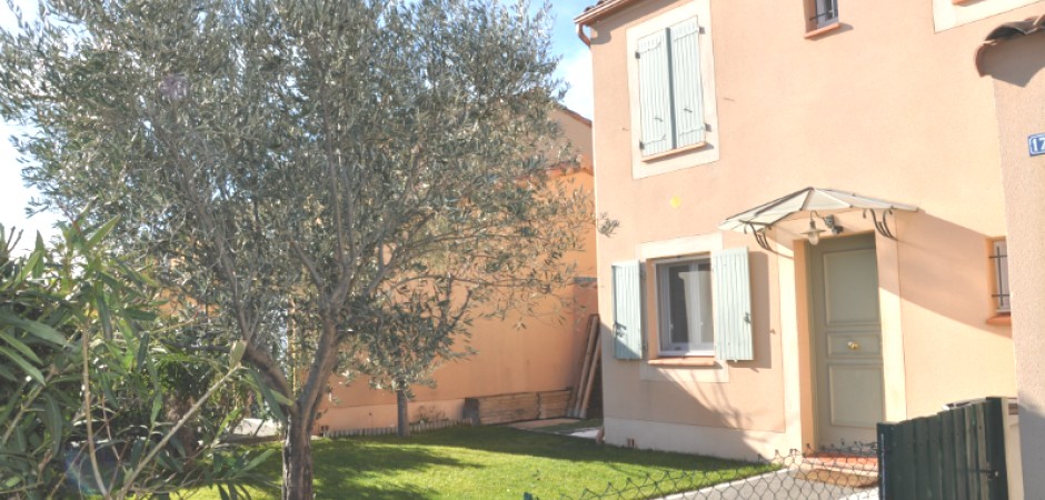 Belle maison contemporaine en Provence avec piscine et cuisine d'été 