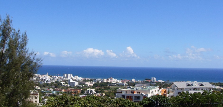 Chambre tout confort dans Belle Villa Saint-Denis de la Réunion