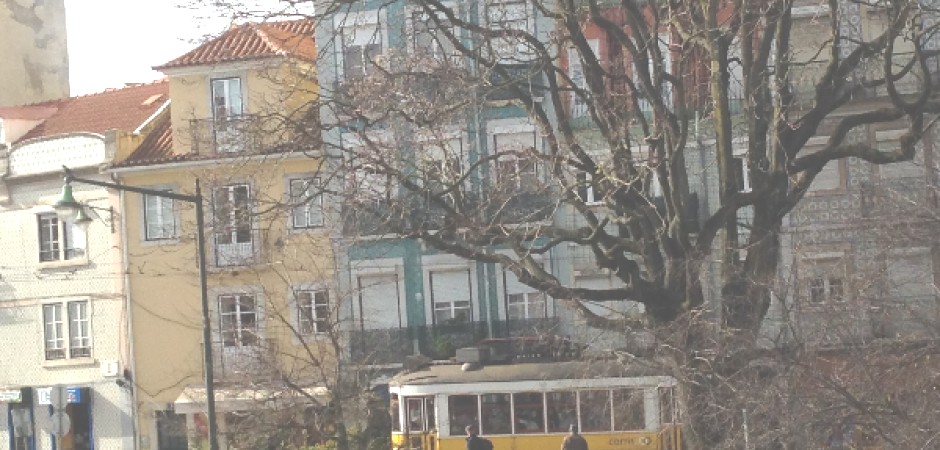 Appartement Moderne dans le quartier typique de Graça au Centre de Lisbonne, Portugal