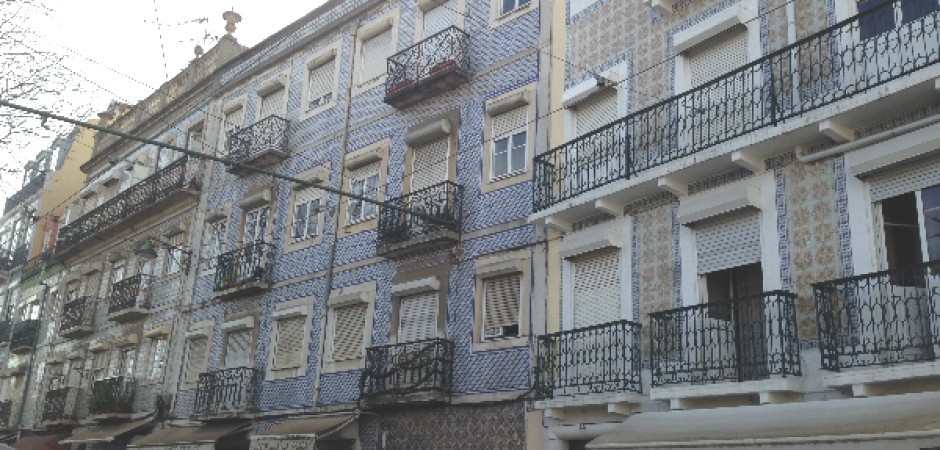 Appartement Moderne dans le quartier typique de Graça au Centre de Lisbonne, Portugal