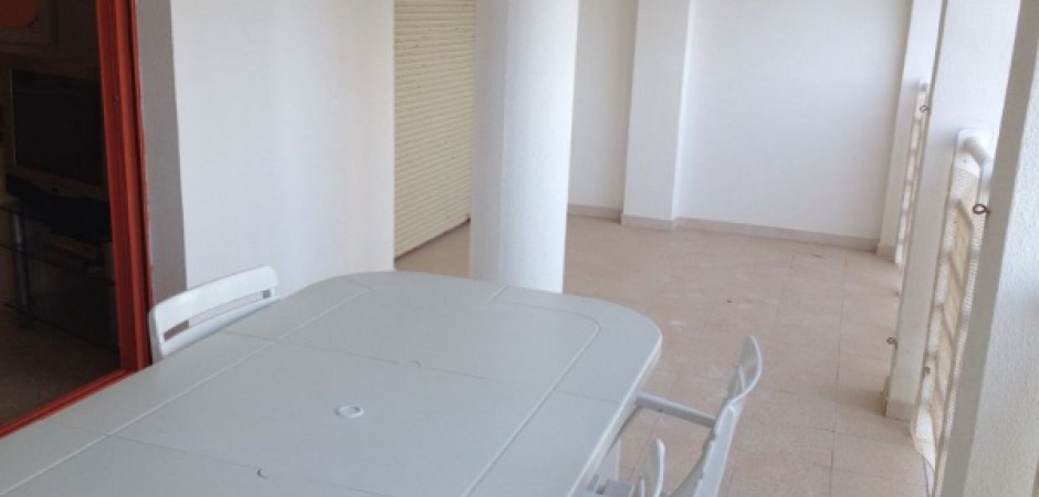 Apartamento junto a la playa