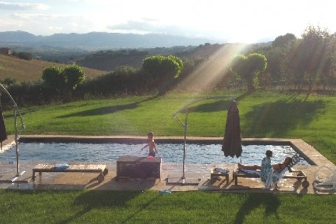 Country house with pool in wonderful Italian landscape