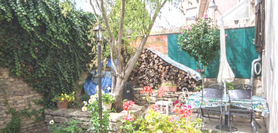 Maison au centre ville de Nuits St Georges, au calme à proximité du vignoble prestigieux de Bourgogne