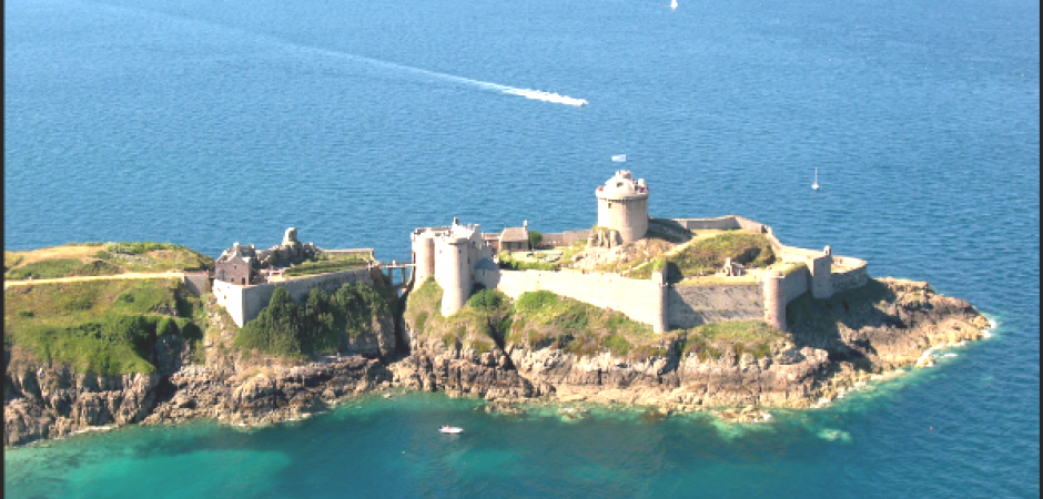 Maison, Bretagne entre Dinan, Saint-Malo et le Mont Sain-Michel