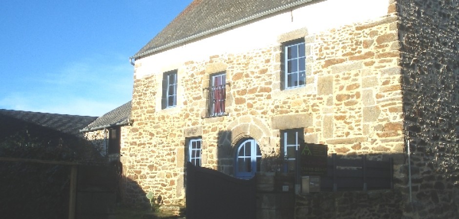 Maison ancienne entre terre et mer